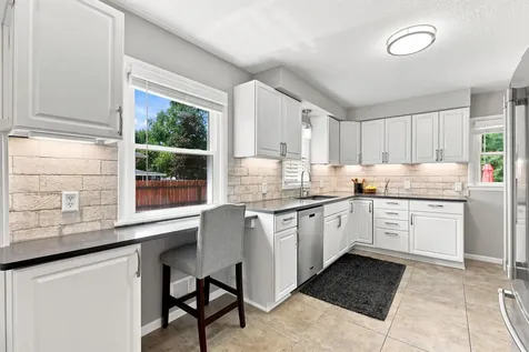 917 Westwood Lane Anoka MN 55303