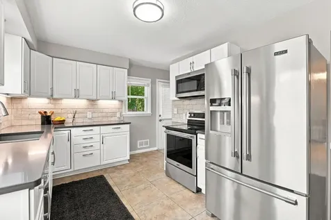 917 Westwood Lane Anoka MN 55303