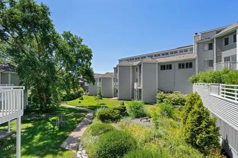 1372 Carling Drive Saint Paul MN 55108