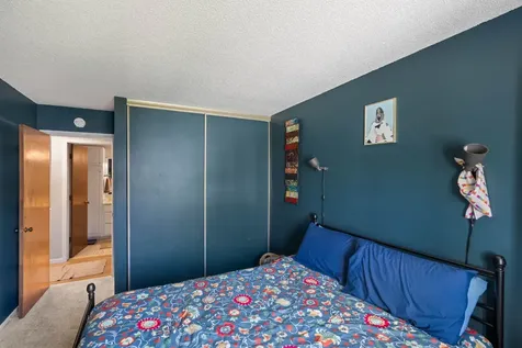1372 Carling Drive Saint Paul MN 55108