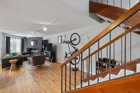 1372 Carling Drive Saint Paul MN 55108
