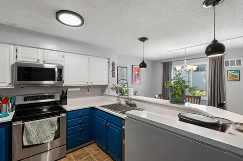 1372 Carling Drive Saint Paul MN 55108