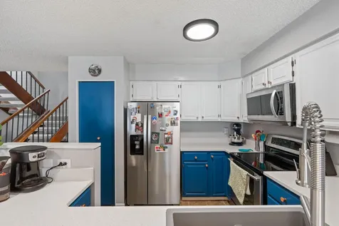 1372 Carling Drive Saint Paul MN 55108