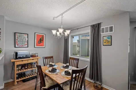 1372 Carling Drive Saint Paul MN 55108