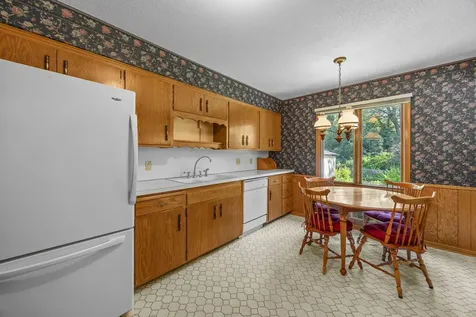 8009 37th Avenue N New Hope MN 55427