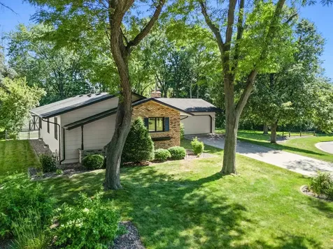 8009 37th Avenue N New Hope MN 55427