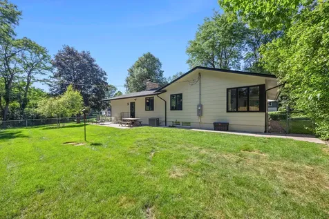 8009 37th Avenue N New Hope MN 55427