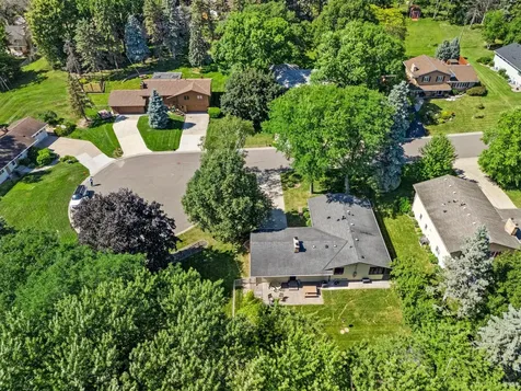 8009 37th Avenue N New Hope MN 55427