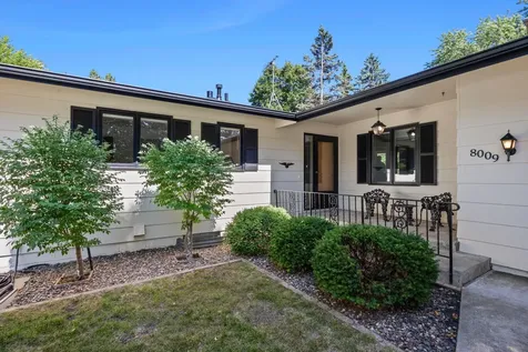 8009 37th Avenue N New Hope MN 55427