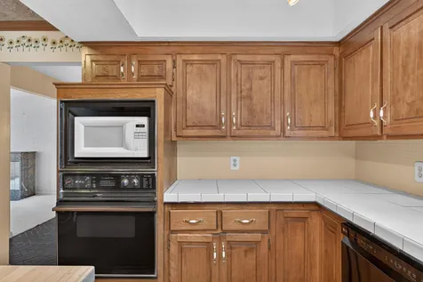 798 Torchwood Drive New Brighton MN 55112
