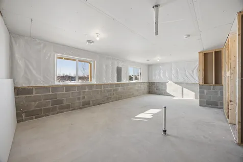 1102 45th Avenue NE Saint Cloud MN 56304