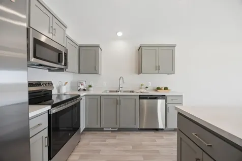 1102 45th Avenue NE Saint Cloud MN 56304