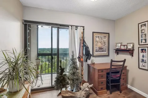 1181 Edgcumbe Road Saint Paul MN 55105