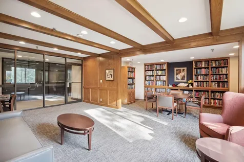 1181 Edgcumbe Road Saint Paul MN 55105