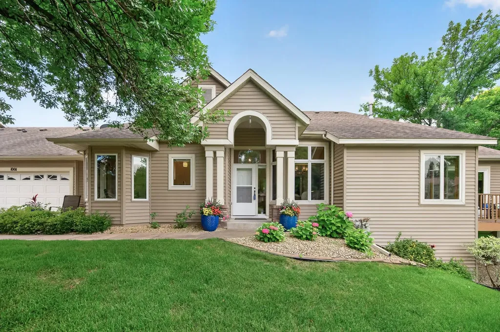 1001 E Travelers Trail Burnsville MN 55337
