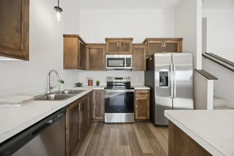 1104 45th Avenue NE Saint Cloud MN 56304