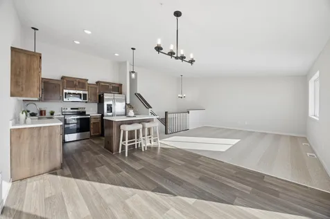 1104 45th Avenue NE Saint Cloud MN 56304
