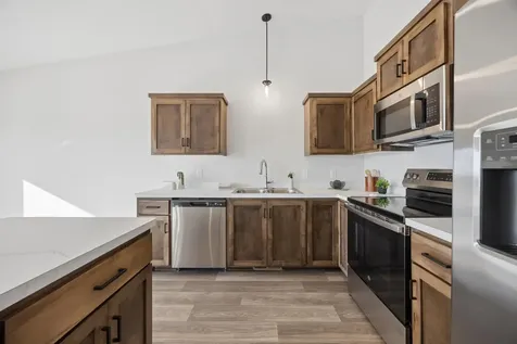 1104 45th Avenue NE Saint Cloud MN 56304