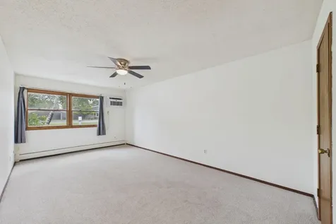 2730 Dale Street N Roseville MN 55113