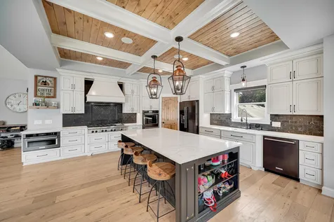 8524 Haeg Drive Bloomington MN 55431