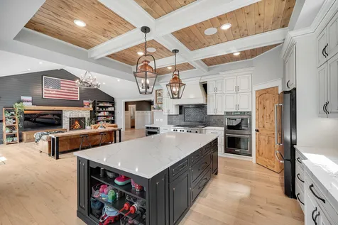 8524 Haeg Drive Bloomington MN 55431