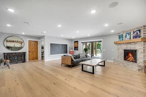 8524 Haeg Drive Bloomington MN 55431