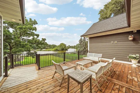 8524 Haeg Drive Bloomington MN 55431