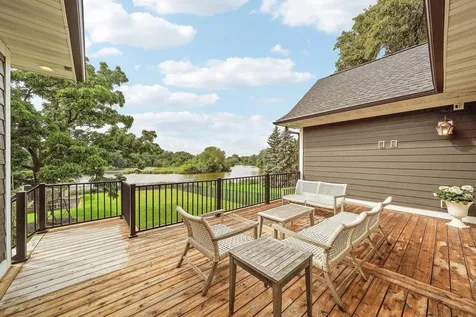 8524 Haeg Drive Bloomington MN 55431