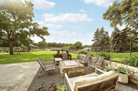 8524 Haeg Drive Bloomington MN 55431