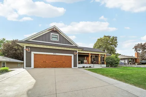 8524 Haeg Drive Bloomington MN 55431
