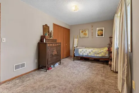 14121 Rosewood Lane N Dayton MN 55327