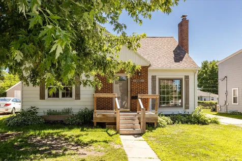 1108 12th Avenue NE Rochester MN 55906