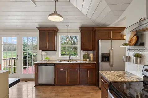5330 Manitou Road Tonka Bay MN 55331