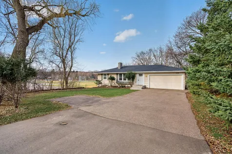 5330 Manitou Road Tonka Bay MN 55331