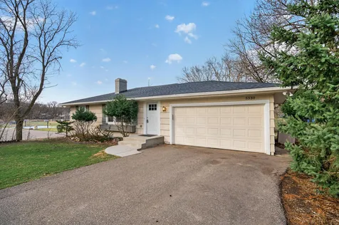 5330 Manitou Road Tonka Bay MN 55331