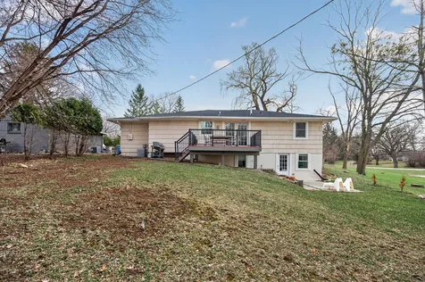 5330 Manitou Road Tonka Bay MN 55331