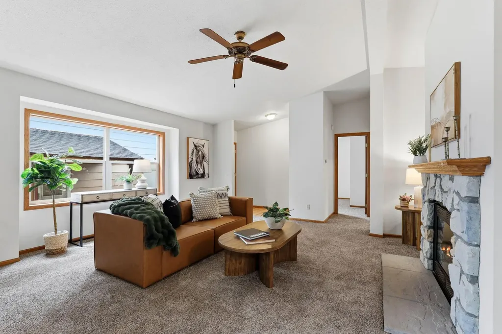 1534 Larpenteur Avenue E Saint Paul MN 55109