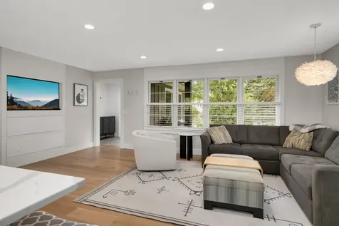 229 Byrondale Avenue Wayzata MN 55391