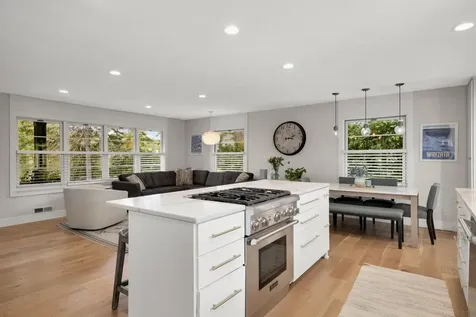 229 Byrondale Avenue Wayzata MN 55391