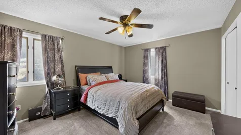 5746 Logan Street SE Rochester MN 55904