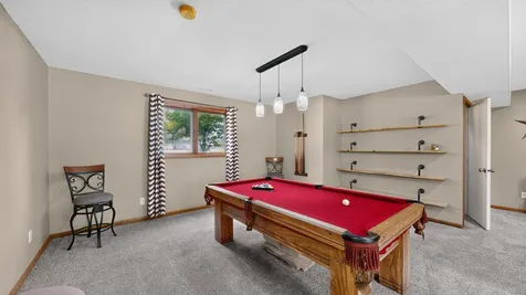 5746 Logan Street SE Rochester MN 55904