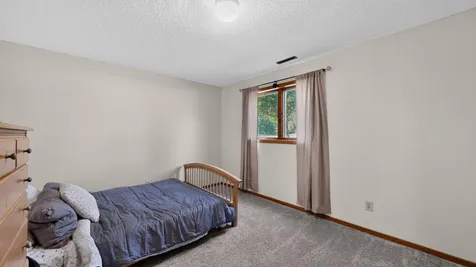 5746 Logan Street SE Rochester MN 55904