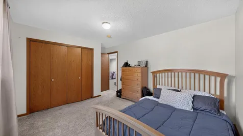 5746 Logan Street SE Rochester MN 55904