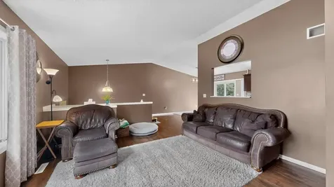 5746 Logan Street SE Rochester MN 55904