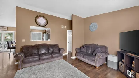 5746 Logan Street SE Rochester MN 55904