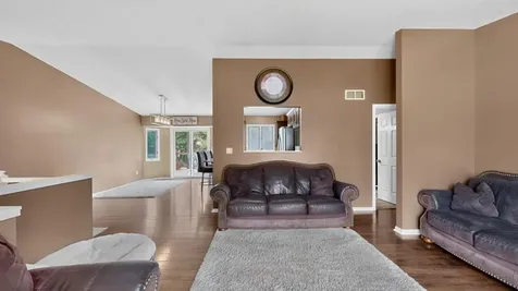 5746 Logan Street SE Rochester MN 55904