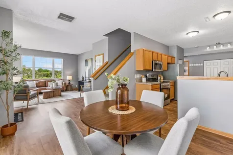 1020 Princeton Avenue Shakopee MN 55379