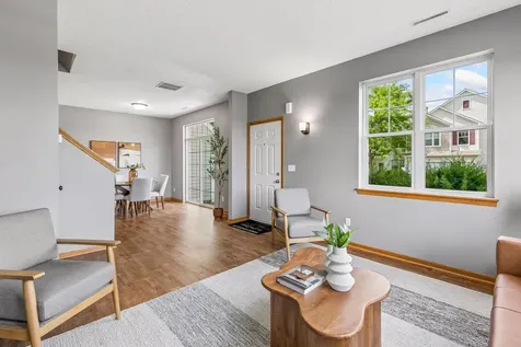 1020 Princeton Avenue Shakopee MN 55379