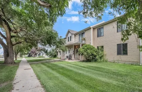 51 Center Street West Fargo ND 58078