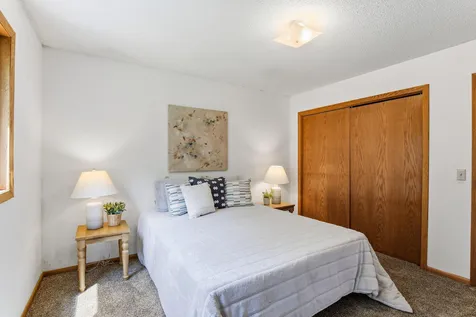 7435 Kurt Street Loretto MN 55357